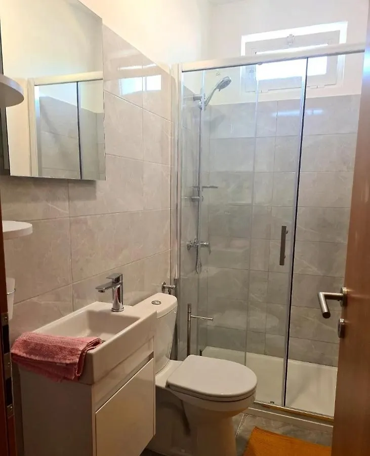 Holiday House Lili Vrsi 0*,  Kroatien